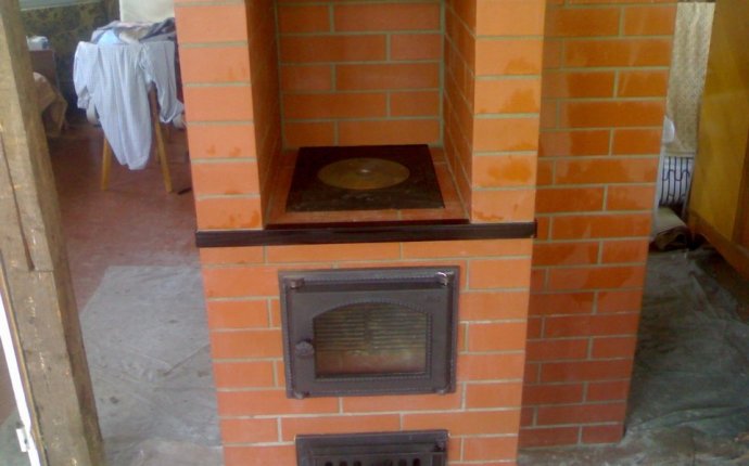 Печь-плита, совмещённая с камином